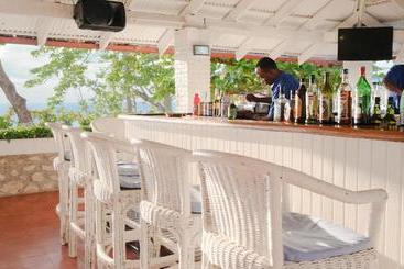 호텔 Wahoo Bay Beach Club & Resort