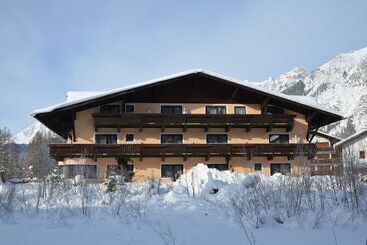 Turista apartmanok Ostbacher Stern