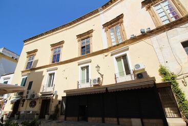 Duomo Gallipoli B&b And Apartments