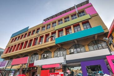 Hotell Deccan Lodging And Boarding By Oyo Rooms