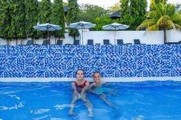 Hotel Liquid Dive Resort