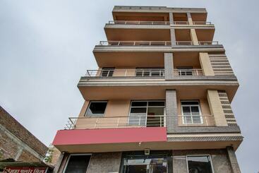 هتل Bagga Vilas By Oyo Rooms