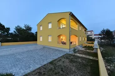 Appartements touristiques Apartments Ana Vrsi