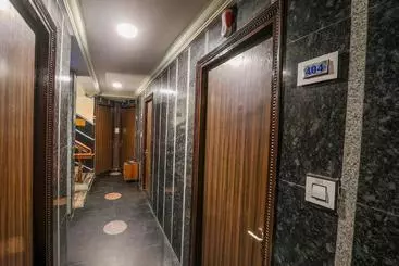 Super Hotel O Hanuman Pet Near Railway Station Formerly Sitara