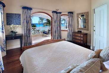 آپارتمانهای توریستها Villa La Paloma