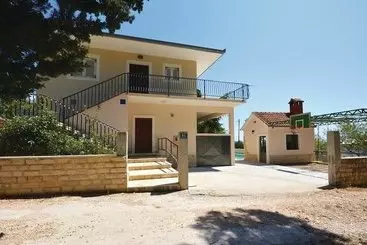 Pisos turísticos Villa Martina