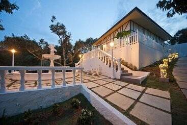 בית מלון כפרי Bilut Hills @ Bentong