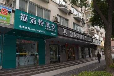 Shanghai Lost International Youth Hostel