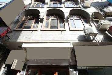 هتل Atithi Residency By Oyo Rooms