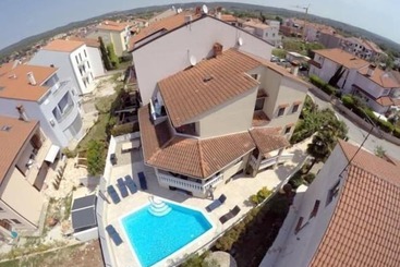 پانسیون Villa Allegria