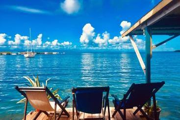 تختخواب و صبحانه Bahia Paraíso Guest House