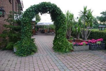 Отель & Restaurant Haus Niederrhein