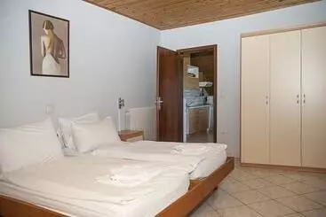 ツーリストアパートメント Villa Paolija