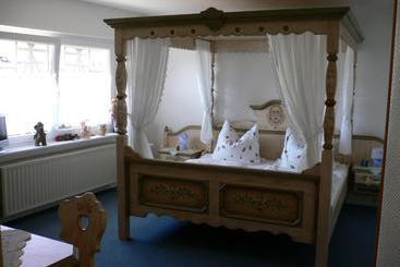 Пансион Landgasthof Wiegand