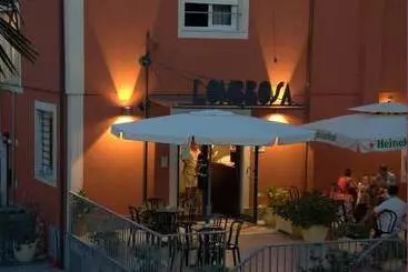 Hotelli Locanda L'ombrosa