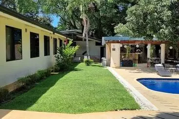 Hotelli Mango Airport