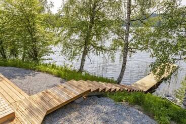 Villa's Peace And Privacy Travel   Aulanko Lake Hide Out