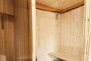ویلا Peace And Privacy Travel   Aulanko Lake Hide Out