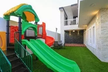 آپارتمان‌های توریست‌ها Gloria Chalet