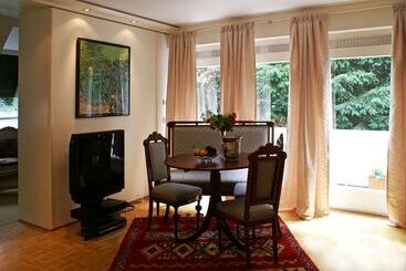 بنسيون Gästehaus Am Rombergpark Dortmund