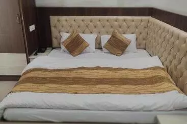 Hotel Pride