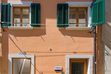 ツーリストアパートメント Valdibora Sea View Residence