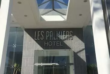 בית מלון כפרי Les Palmiers