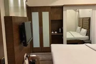 Hotel Mohan Continental