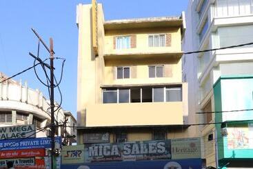 هتل O New Mega Palace