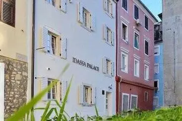 アパートメント Idassa Palace