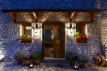 Pension (Hôtel basse catégorie) Levanta