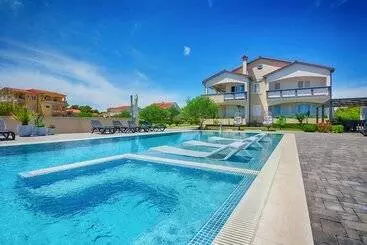 Ferienwohnungen Apartments Basic