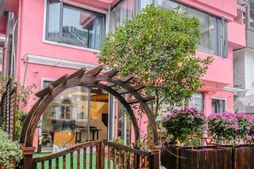 פנסיון Hangzhou Tom's Home