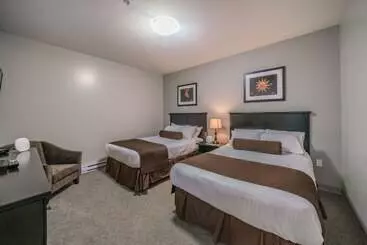 Hotelli Sportsman's Inn On The Harbour Front