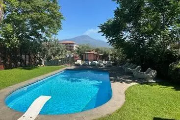 Ottomood B&b And Apartments