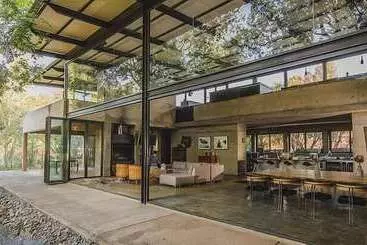 Pensión Celtis House