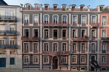 پانسیون Lisbon Cheese & Wine Suites