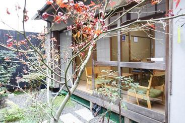 Appartment Higashiyama Megumian