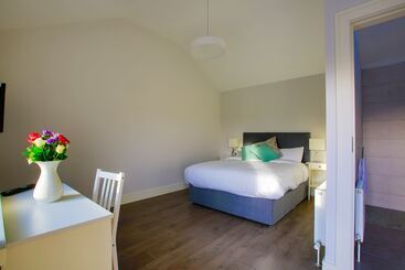 Pensionat The Red Cottage & Stables