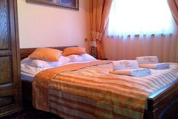 Pensjonat Zbójecki Dwór   Ostatnie Pokoje W Atrakcyjnym Pakiecie Sylwestrowym!