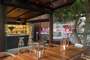 Synergy Treehouse