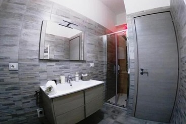 B&b Tra Monti E Mare