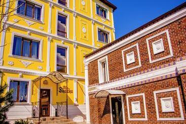 Hotelli Marton Villa Skazka