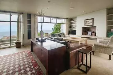 Majatalo 10 Elf Beach House