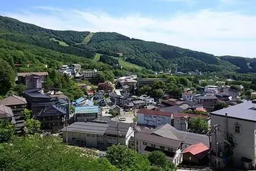 旅館 Zao Plaza