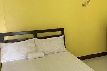 Pensionat Chamie S Transient House