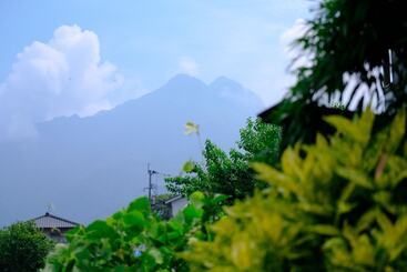 Ryokan Yufuin Waraneko No Yado