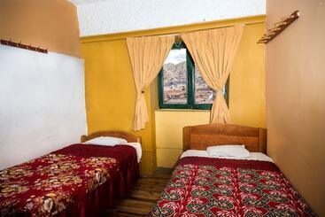 Casa Suecia   Hostel