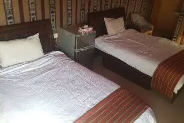 هتل Bidiyah Desert Camp