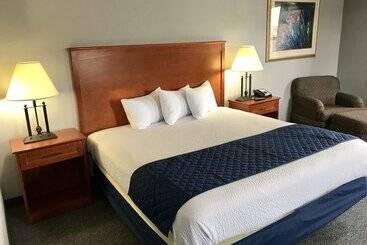 فندق American Inn North Kansas City